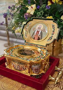 Ковчег с мощами святителя Тихона